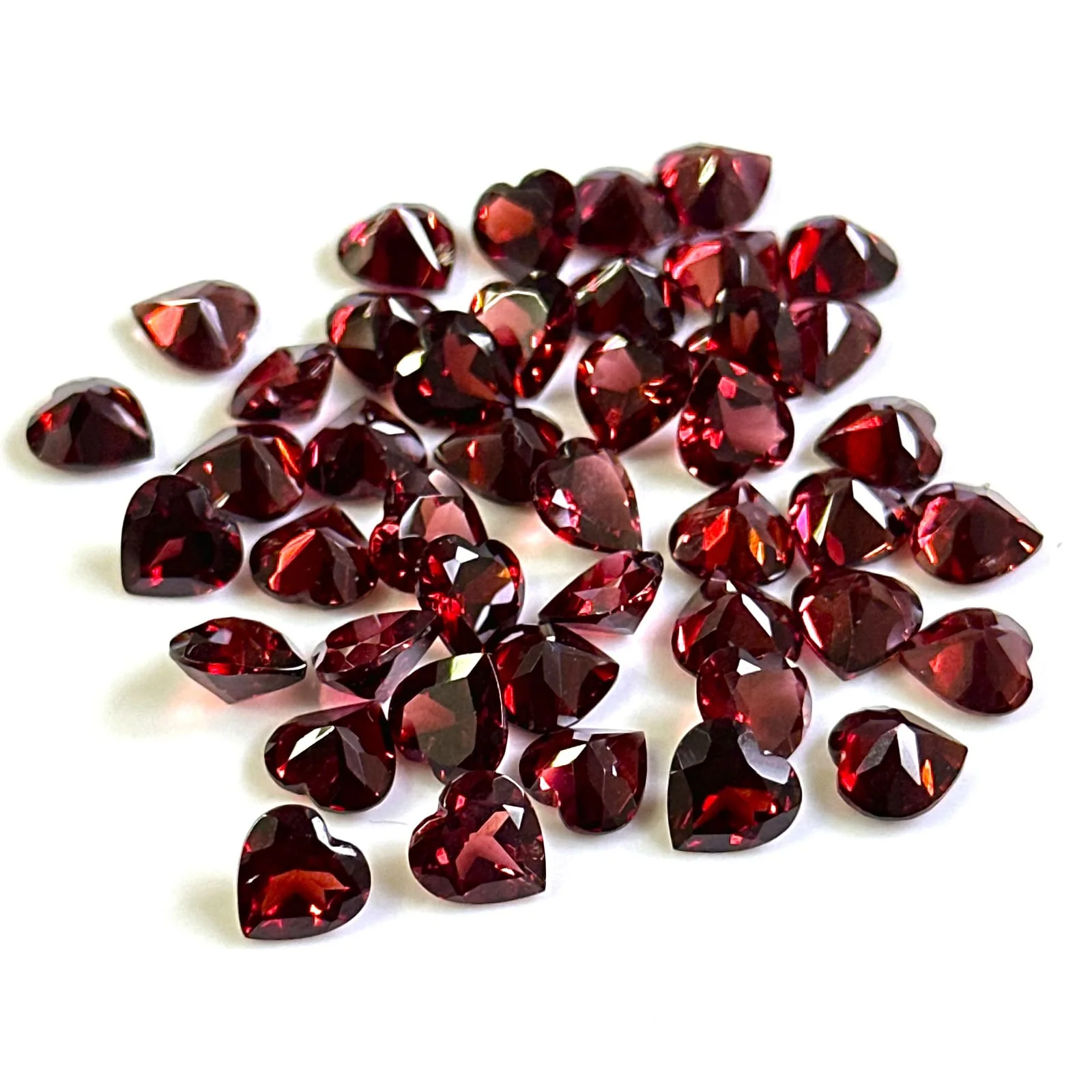 Heart-cut garnets